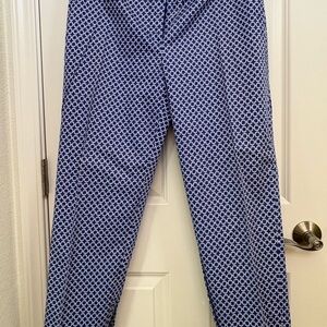 Liz Claiborne White and Blue Patterned Pants